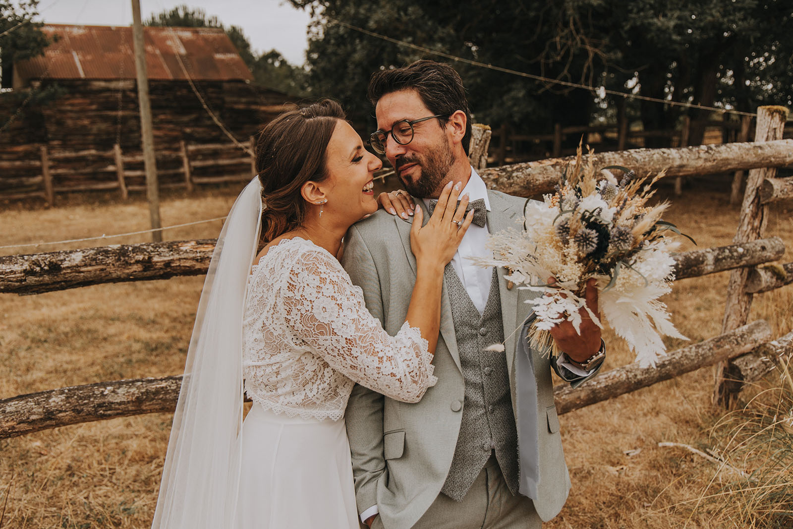 Mariage cool et champêtre au domaine de la ruade